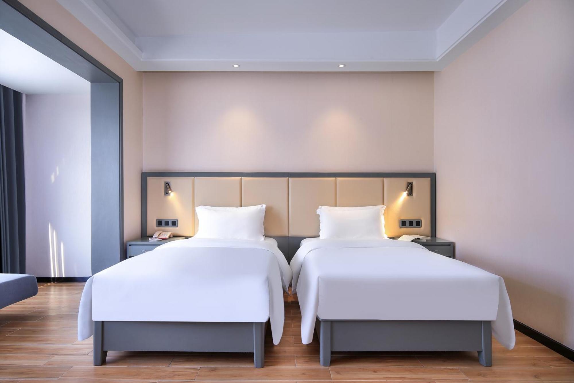 Wing Hotel Guilin - Central Square Δωμάτιο φωτογραφία