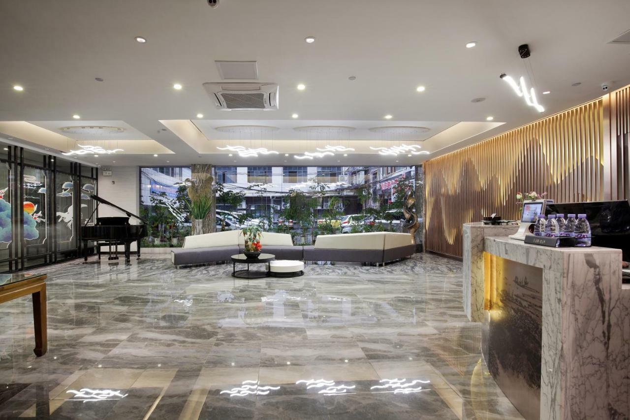 Wing Hotel Guilin - Central Square Εξωτερικό φωτογραφία