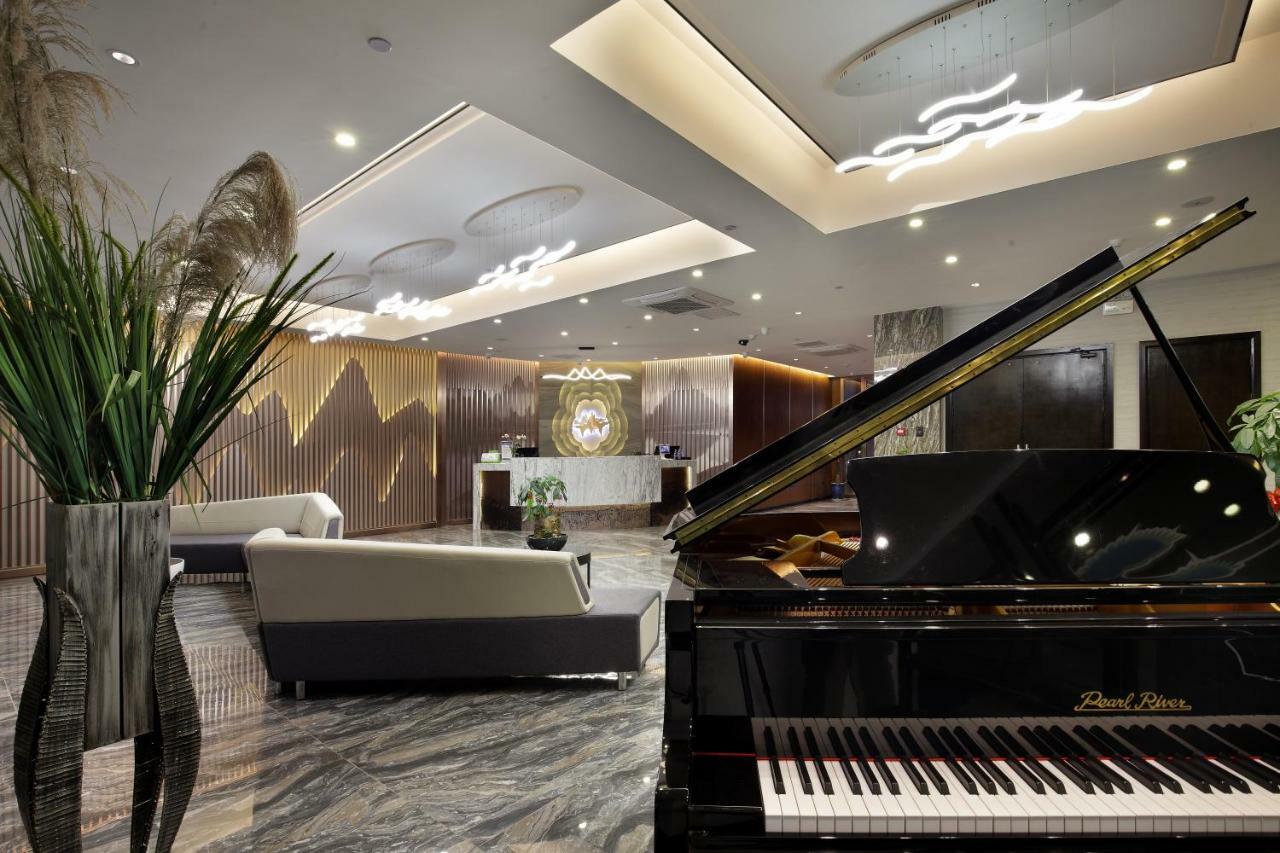 Wing Hotel Guilin - Central Square Εξωτερικό φωτογραφία